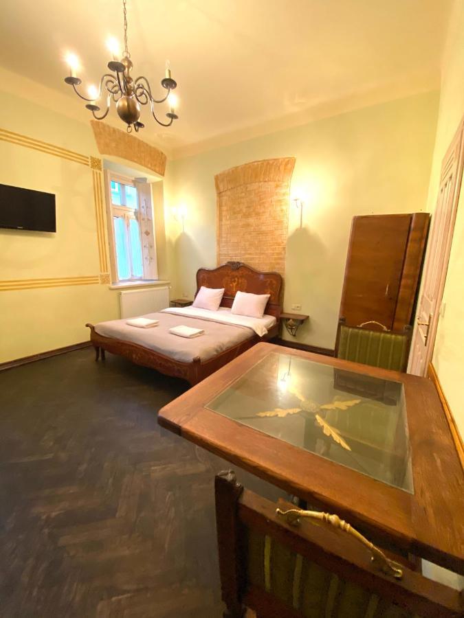 Квартира В Центрі На Вулиці Валова 21 Lviv Exteriör bild