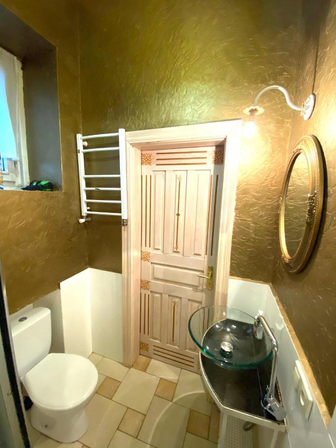 Квартира В Центрі На Вулиці Валова 21 Lviv Exteriör bild