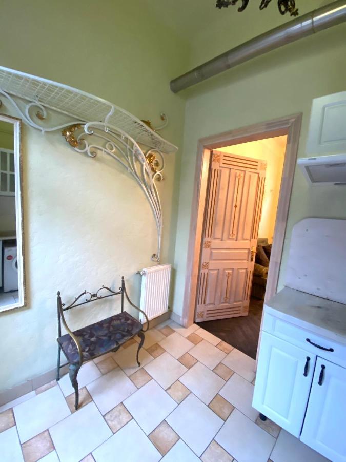Квартира В Центрі На Вулиці Валова 21 Lviv Exteriör bild