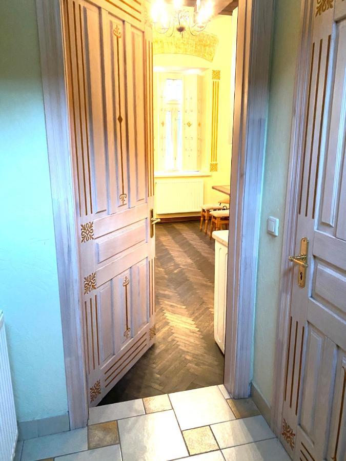 Квартира В Центрі На Вулиці Валова 21 Lviv Exteriör bild
