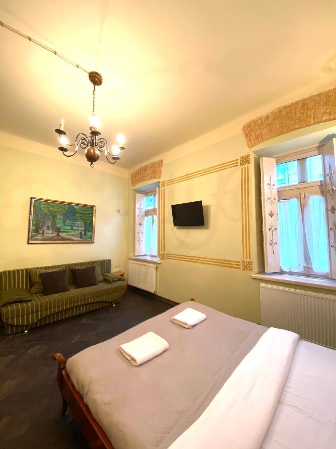 Квартира В Центрі На Вулиці Валова 21 Lviv Exteriör bild