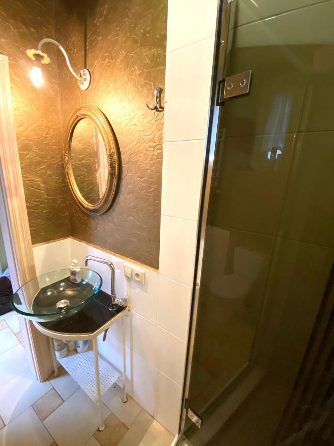 Квартира В Центрі На Вулиці Валова 21 Lviv Exteriör bild