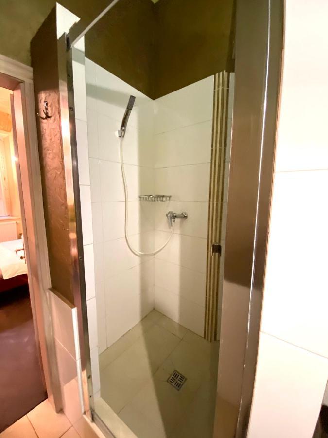 Квартира В Центрі На Вулиці Валова 21 Lviv Exteriör bild