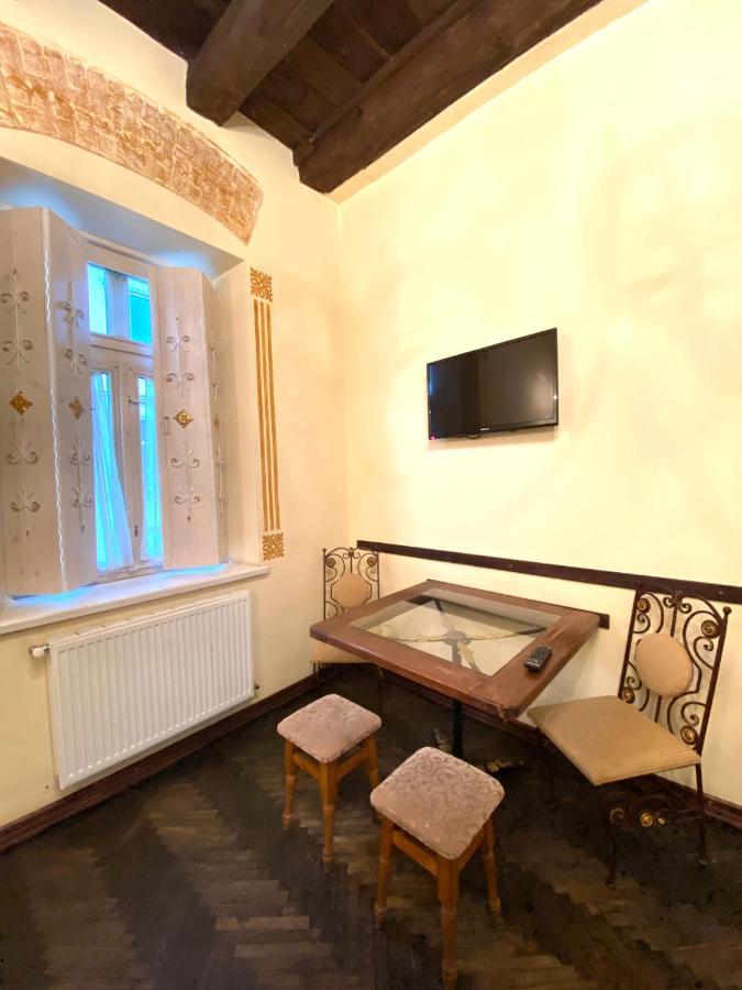 Квартира В Центрі На Вулиці Валова 21 Lviv Exteriör bild