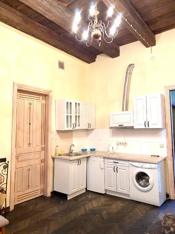 Квартира В Центрі На Вулиці Валова 21 Lviv Exteriör bild